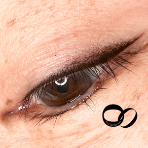 Shadow Eyeliner by Makoto
