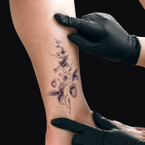 One Point Tattoo at SUZUKOO